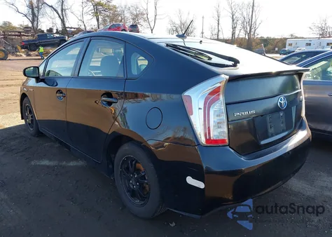 2013 Toyota Prius Three from USA, damaged, VIN JTDKN3DU0D5571070